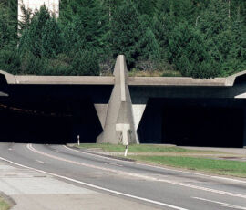 Rino Tami, portale sud del tunnel autostradale del San Gottardo