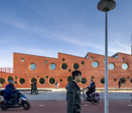 © Theijs Wolzak: Scuola Zeven Zeeen, Banne Buiksloot (Amsterdam), 2017