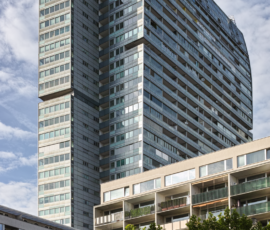 Donau City, torre Mischek, Delugan Meissl (2000)