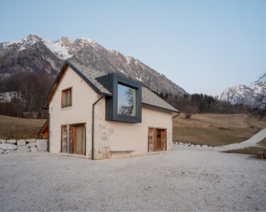 Ristrutturazione di casera Cornolera a Chies d'Alpago (foto di Marina Caneve)