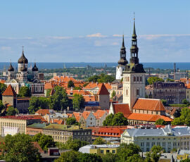 La collina di Toompea con la Città Vecchia (Vanalinn)
