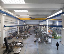 Studio Archicura, ampliamento sede San Cassiano Spa a Roddi (Cuneo, 2015 - foto di Barbara Corsico)
