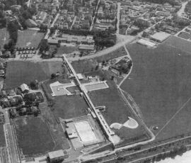 Il bagno pubblico di Bellinzona, foto d’epoca