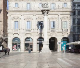 La facciata di palazzo Maffei su Piazza delle Erbe (foto di Paolo Riolzi)