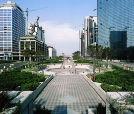 L’asse verde nel Centro Direzionale di Napoli (1984)
