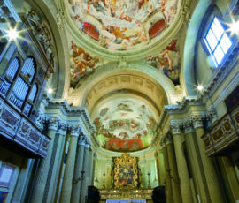 Interno della Chiesa di San Biagio a Modena, 2009 (© Stefano Villani)