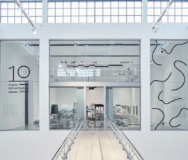 Mostra Sala Centrale del Palazzo della Triennale (© Studio Folder)