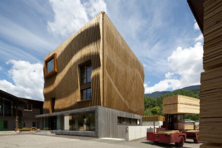 Uffici Damiani Holz&Ko, MoDus Architects © Günter Wett
