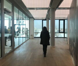 Passaggio tra sale per le esposizioni al secondo piano (foto Daniela Völkel)