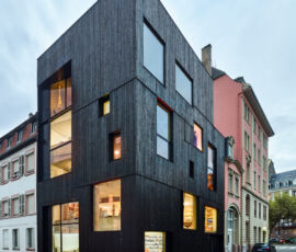 Edificio che ospita lo studio Dominique Coulon & associés a Strasburgo (© Eugeni Pons)