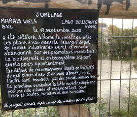 L’insegna al Marais Wiels a testimonianza del gemellaggio (https://www.facebook.com/MaraisWiels)