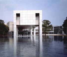 Museo di Arte Moderna di Gunma, 1974 (Courtesy of Yasuhiro Ishimoto)