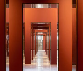Una sala espositiva (© Marco Cappelletti, courtesy Labics)