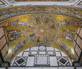 Il Battistero di Firenze dopo il restauro delle pareti interne. Courtesy Opera di Santa Maria del Fiore (© Fabio Muzzi)