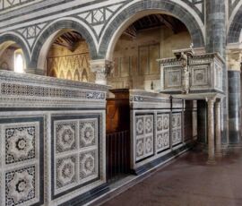 Transenna e Pulpito dopo il restauro (© Antonio Quattrone)