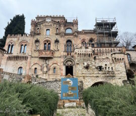 Castello Della Monica, facciata ingresso, foto di Ilaria Di Gennaro