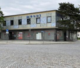 Magistrale, oggi Lindenallee, Möbelkaufhaus, 1960-61. Foto @ Francesca Petretto, maggio 2023