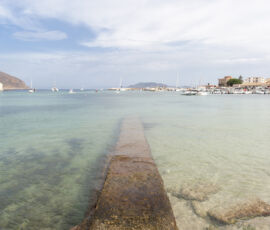Da Favignana verso Lèvanzo (© Archivio AutonomeForme)