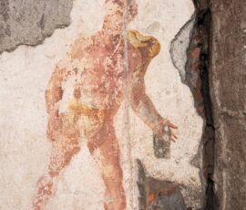 Particolare della figura di un gladiatore dagli affreschi della cosiddetta “latrina del gladiatore” di età neroniana (© Stefano Castellani)