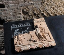 Lastra campana proveniente dagli scavi relativi alle fasi precedenti la Domus Tiberiana (© Stefano Castellani)