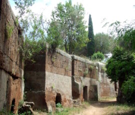 Necropoli etrusca della Banditaccia, Cerveteri, Lazio (foto di Louis-garden, CC BY-SA 3.0)