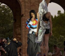Ivan Cheng, Oil Rig Elision (tempesta d’amore), 2023, produced by INCURVA (Courtesy the Artist and Edouard Montassut, Paris, foto Stefania Zanetti e Matteo Bellomo)