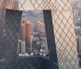 CCTV Headquarters, Pechino, Cina, 2011, progetto di OMA (© Iwan Baan)
