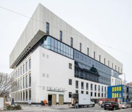 Nuovo museo, facciata est (© Kollektiv Fischka)