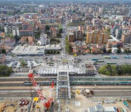 Lavori di realizzazione della nuova stazione ferroviaria a scavalco (credits, MilanoSesto)