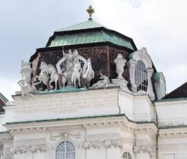 Biblioteca imperiale Esterno © W. Feiersinger