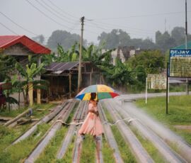 Ed Kashi, Petroleum Pipeline, Okrika Town, Nigeria, 2006 © Ed Kashi/VII/Redux
