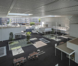 Nagozya Zokei University (2022) © Shinkenchiku sha