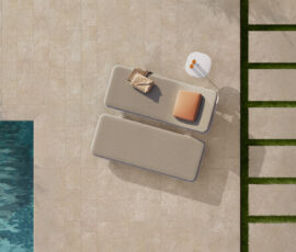 Pavimento, finitura Beige, nel formato 30x60, R11, spessore 9 mm, camminamento 60x120, R11, spessore 20mm per esterni.