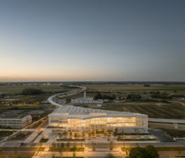 J. Morales, S. de Giles, L. Beaudouin ed E. Beaudouin, Lumen Learning Center, Francia