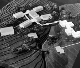 Il modello del progetto originario del Centro Educativo di Mirto, © Archivio Danilo Dolci