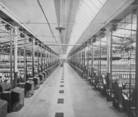 Filatura foto storica, Crespi d'Adda (© Associazione Villaggio operaio di Crespi d'Adda)