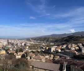 Vista sul fiume, Cosenza (© Lucia Pierro, Marco Scarpinato e Autonomeforme)
