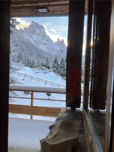 Villa Morassutti dopo il restauro, San Martino di Castrozza 2024
(© Nicola Agazzi, Manrico Dell’Agnola, courtesy Bruno Morassutti Project)