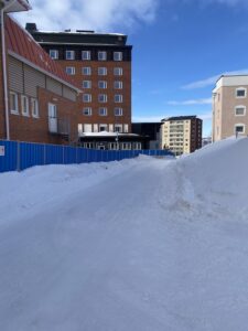 L'archiviaggio Kiruna. La città in demolizione circondata dalle transenne (© Aurora Riviezzo)