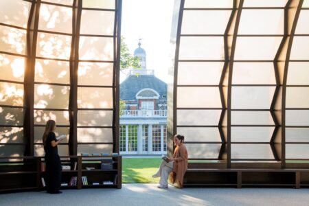 Londra, Serpentine Pavilion 2025, A Capsule in Time, (@ Iwan Baan, courtesy Serpentine)